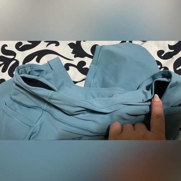 Victoria Sport Light Blue/Green Yoga/workout pants with pockets-size Med - Picture 7 of 11